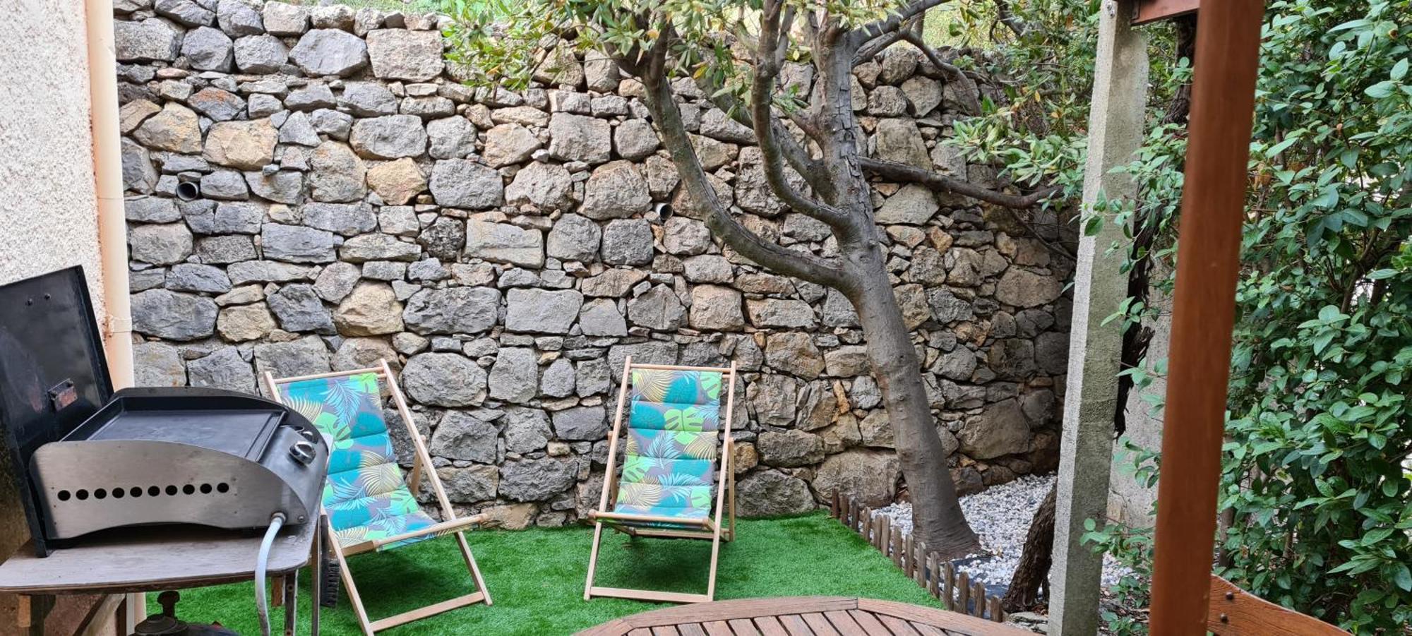 Charmante Maisonnette Sur Les Hauteurs D'Ollioules Εξωτερικό φωτογραφία